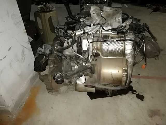 JETTA  ÇIKMA MOTOR CLH DDY CXX KODLU UYUMLU KOMPLE MOTOR SANDIK 1 6 TDİ